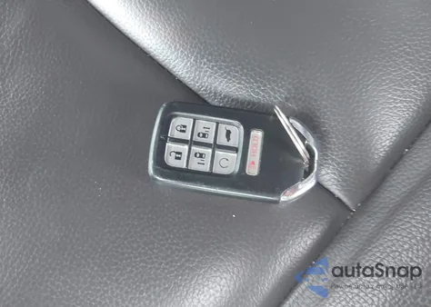 2018 Honda Odyssey Touring из США, поврежденный, VIN 5FNRL6H89JB057148